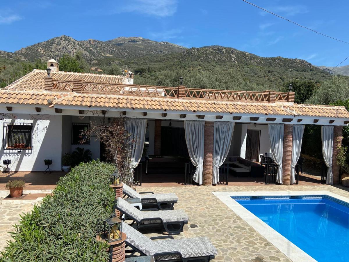 Villa Zahar Periana Buitenkant foto